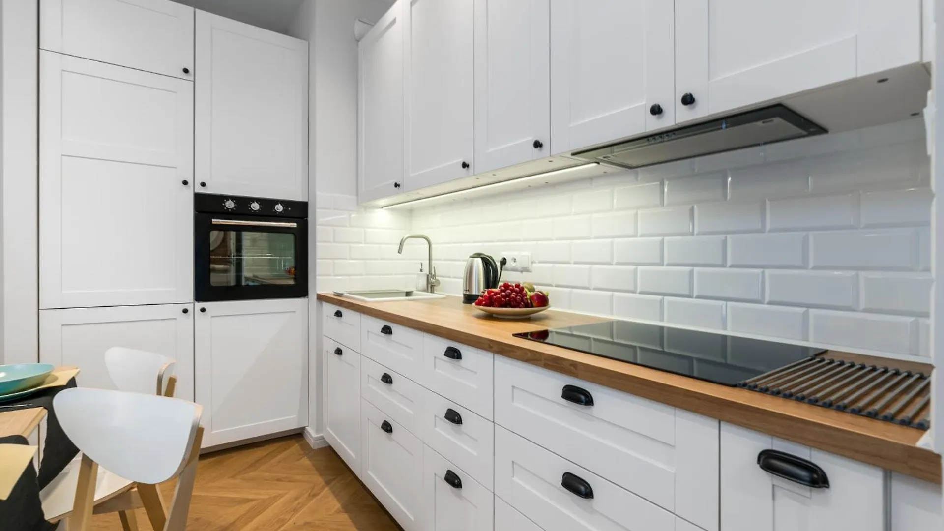 Residence Chwaliszewo Elegant Apartment With Balcony In Poznan By Noclegi Renters Polen