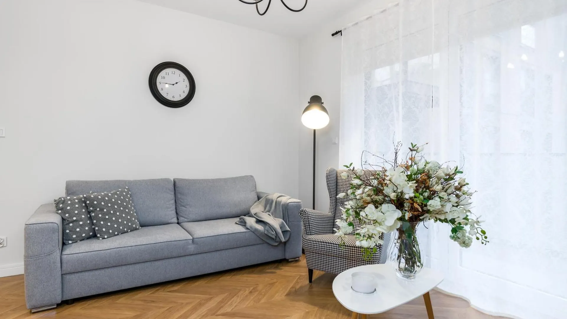 Residence Chwaliszewo Elegant Apartment With Balcony In Poznan By Noclegi Renters